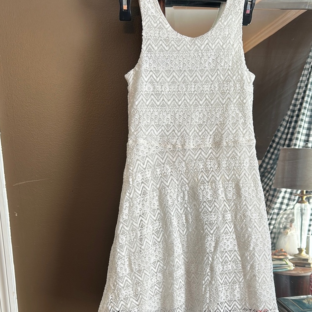 Girl’s White Lace Dress